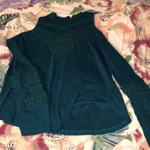 American Rag Cie size S Emerald green shoulder cutout shirt / blouse